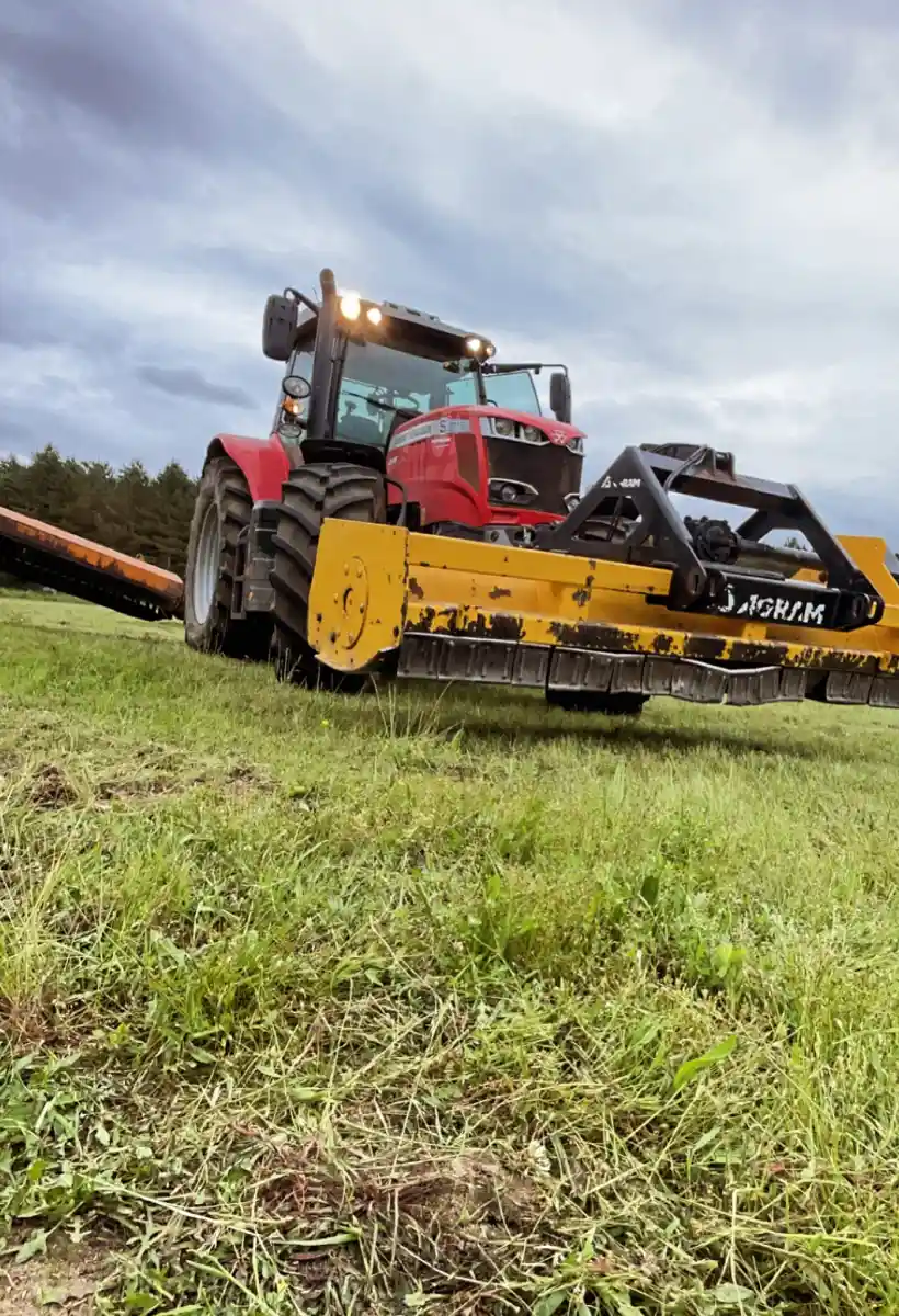 Leblond Tp Entreprise De Terrassement Maine Et Loire AGRICOLE 3